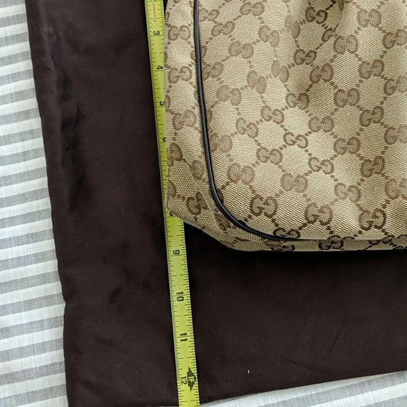 ✨ Authentic Gucci ✨ - Picture 3 of 16